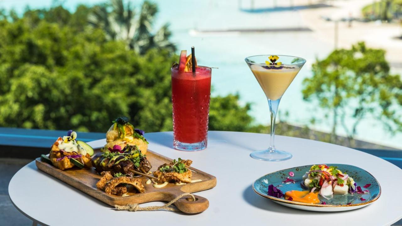 Oaks Cairns Hotel Екстериор снимка