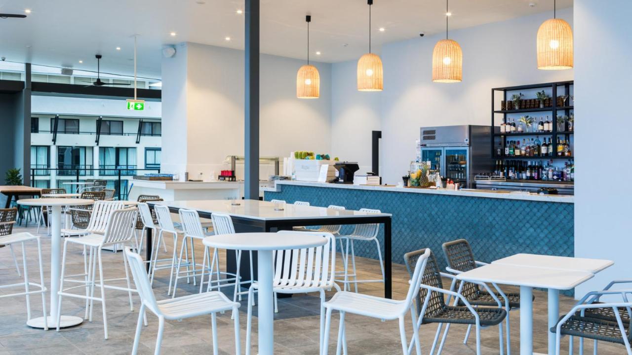 Oaks Cairns Hotel Екстериор снимка