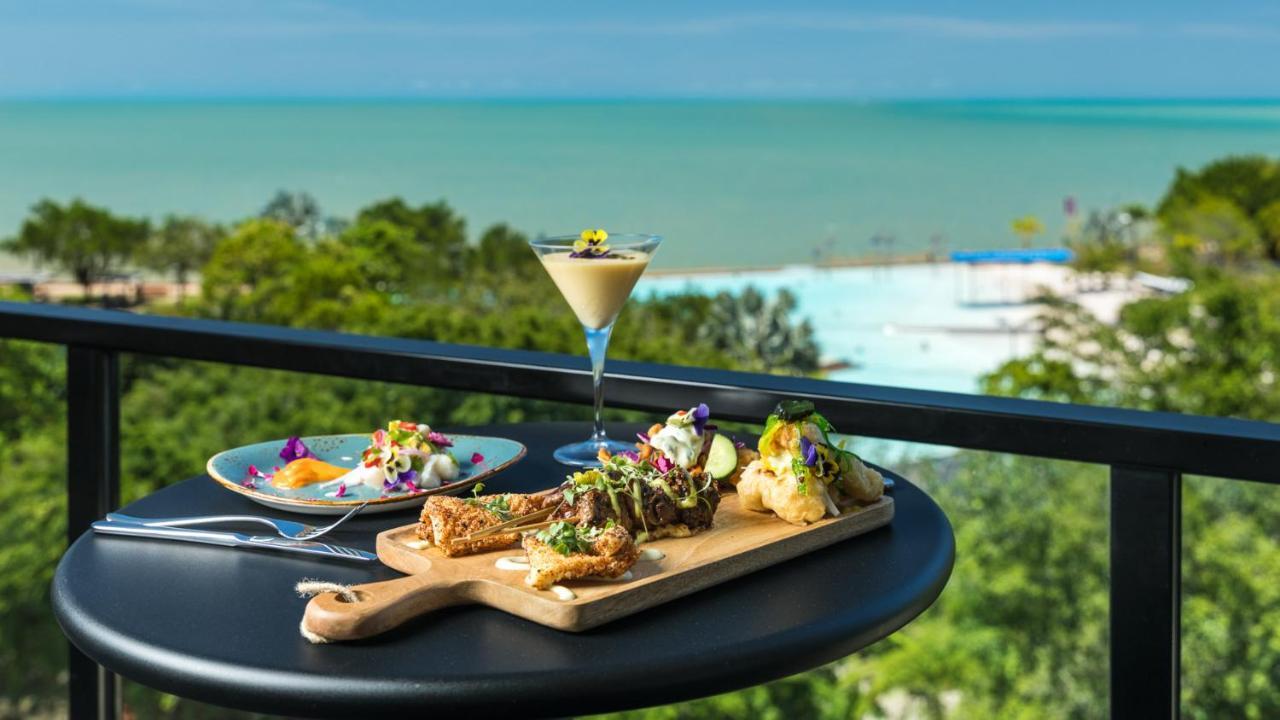 Oaks Cairns Hotel Екстериор снимка