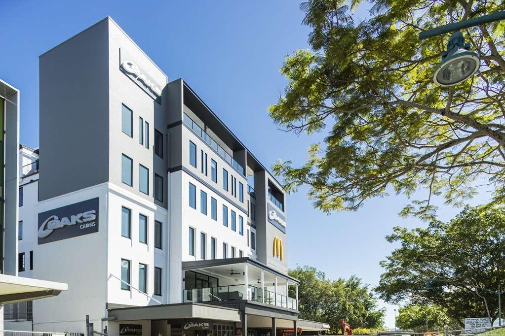 Oaks Cairns Hotel Екстериор снимка