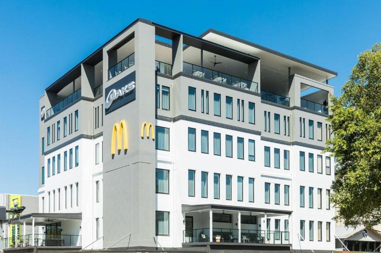 Oaks Cairns Hotel Екстериор снимка