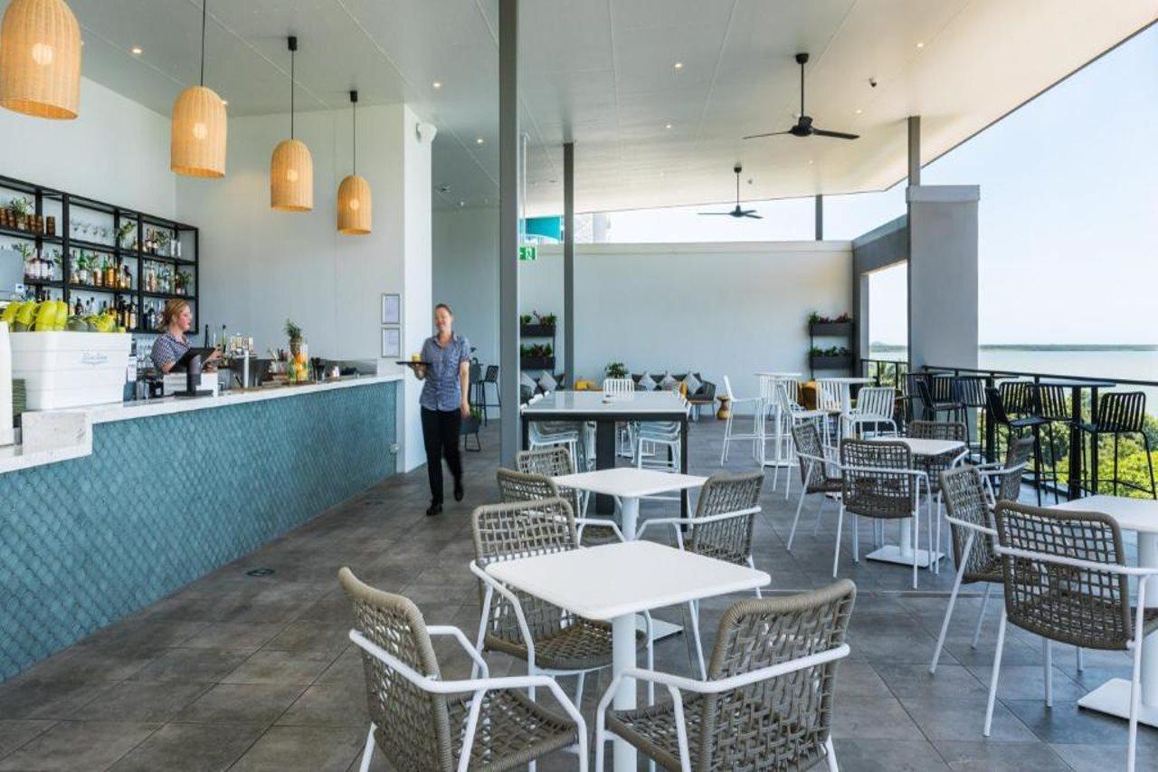 Oaks Cairns Hotel Екстериор снимка