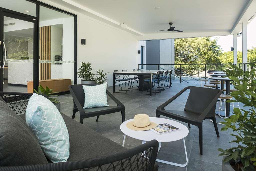 Oaks Cairns Hotel Интериор снимка