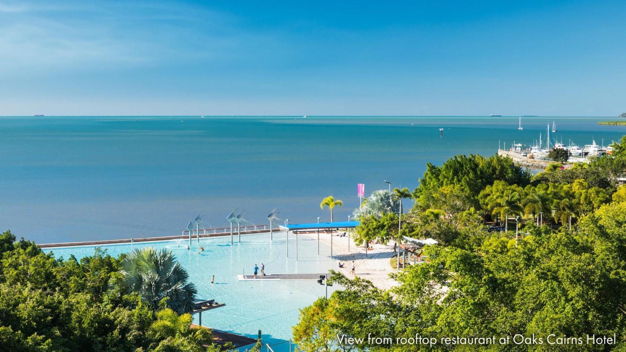 Oaks Cairns Hotel Екстериор снимка